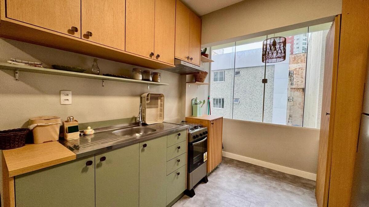 Apartamento Apto Bc - 100 Metros Da *